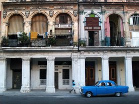 PASEO DEL PRADO EN HABANA VIEJA