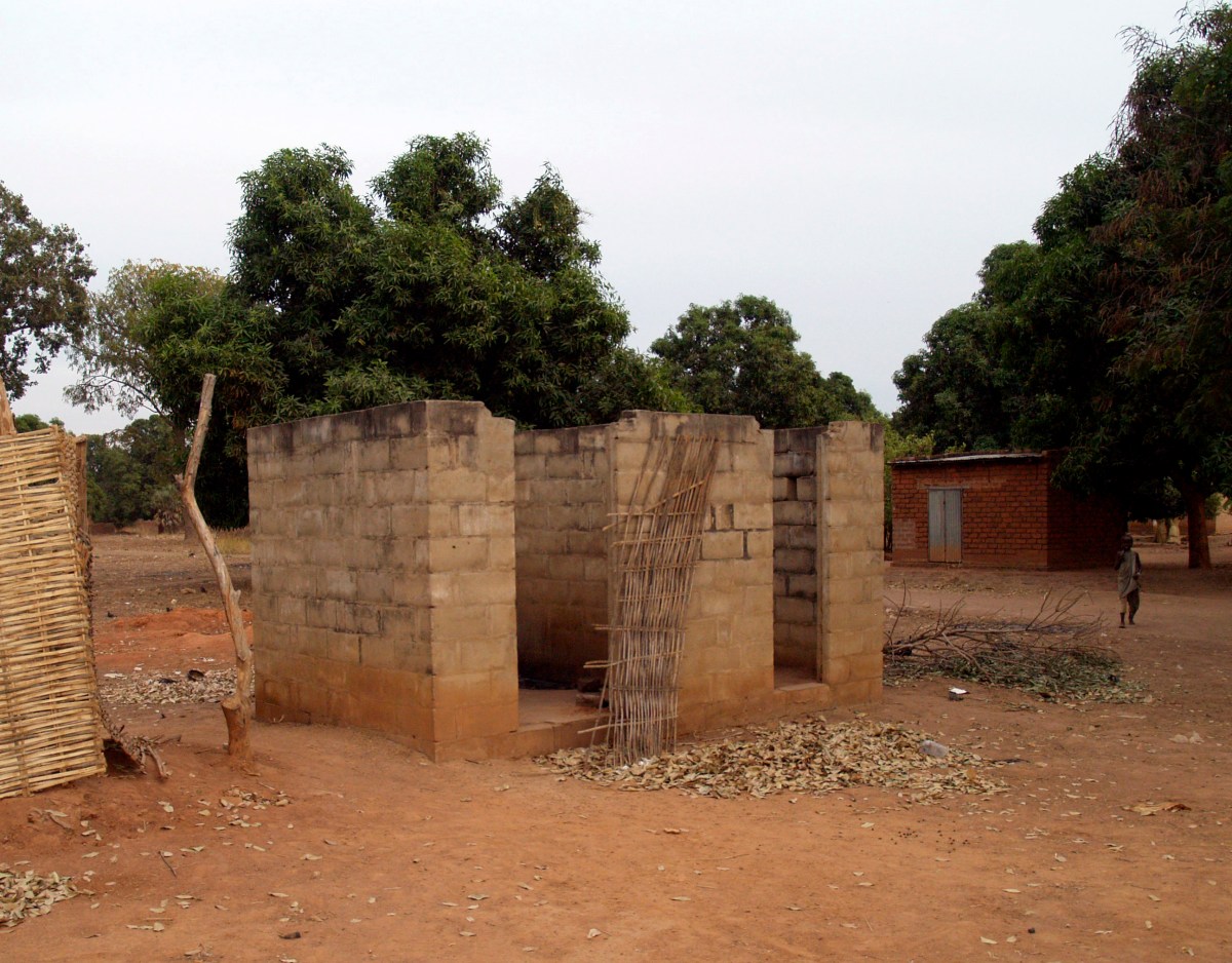 LESTRINAS HOSPITAL DE KYABE, CHAD